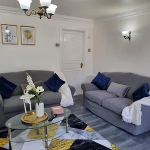 Guest house Glamorous With Wifi And Netflix, Leeds (West Yorkshire)
